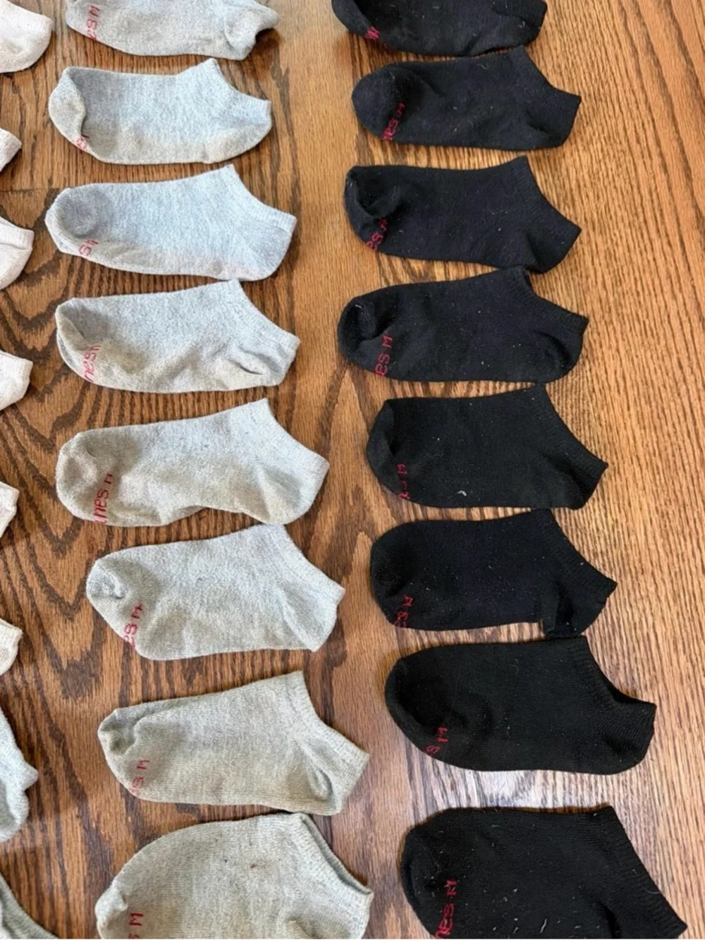 Youth medium low cut socks